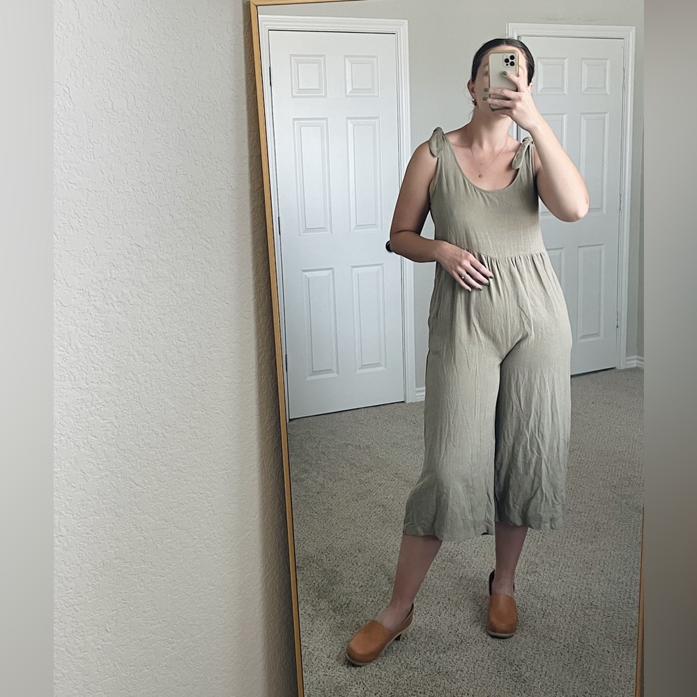 Rewind olive linen jumper